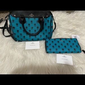 ☀️Coach Purse & Wallet☀️